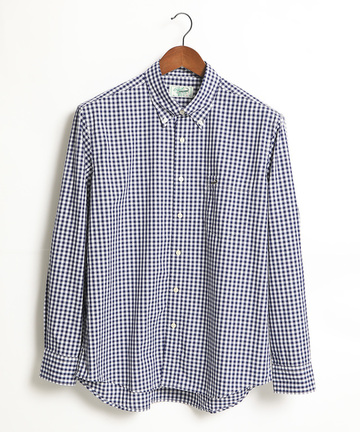 ボタンダウンシャツ