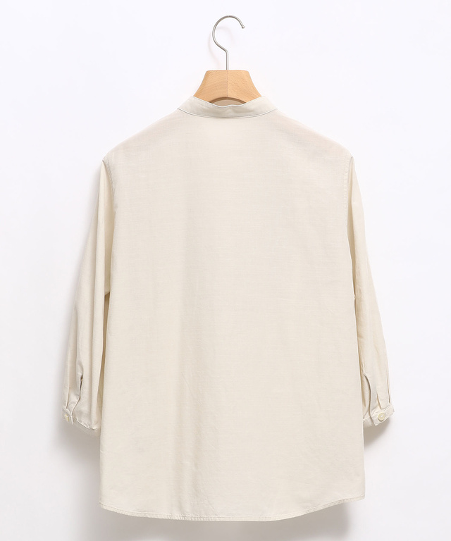 フロント 刺繍ブラウス