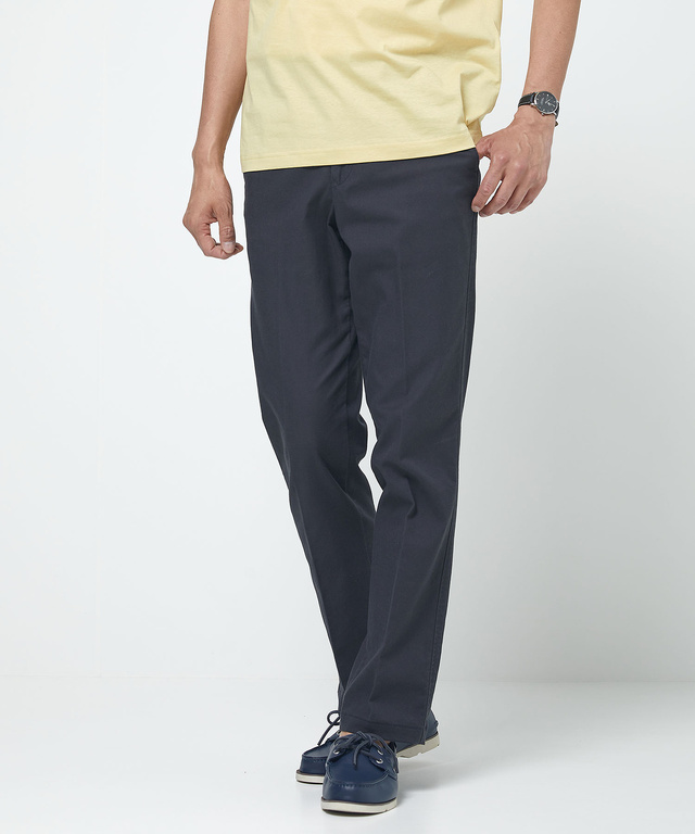 ノータックチノパンツ