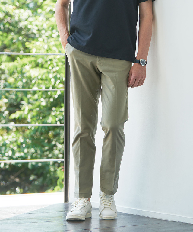 ノータックチノパンツ