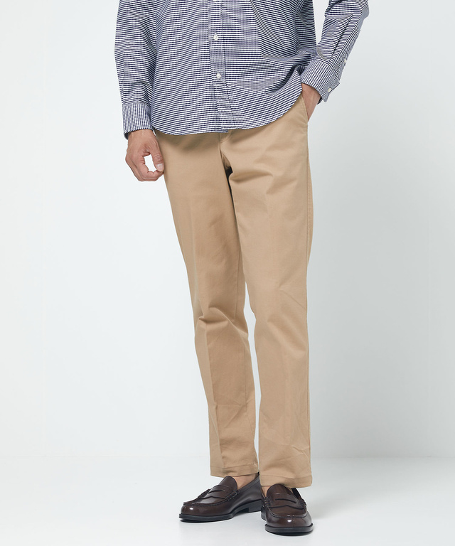 ノータックチノパンツ